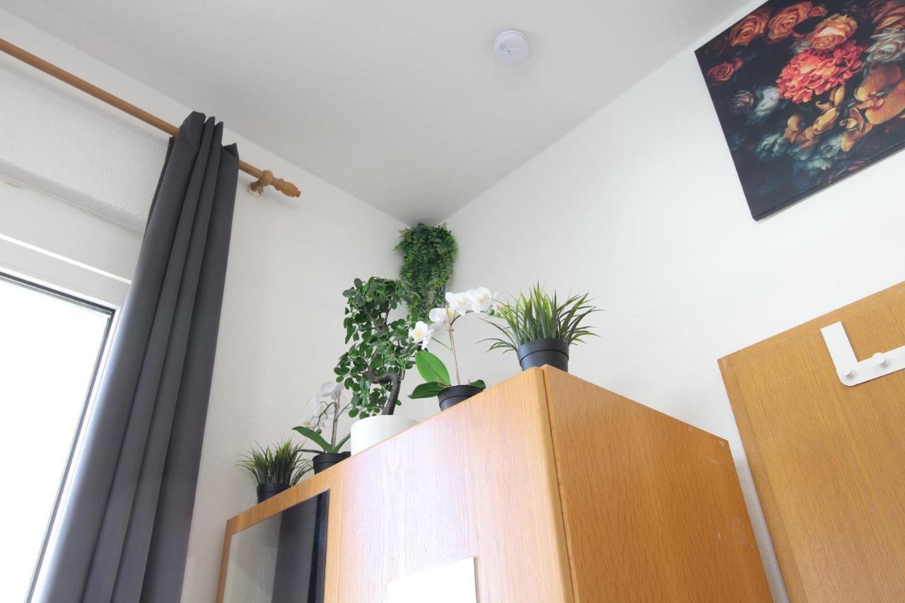 Downtown Apartments Ulm - Im Herzen Von Ulm & Komfortable Boxspringbetten Luaran gambar